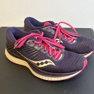 Saucony Women's Sneakers - purple and Pink